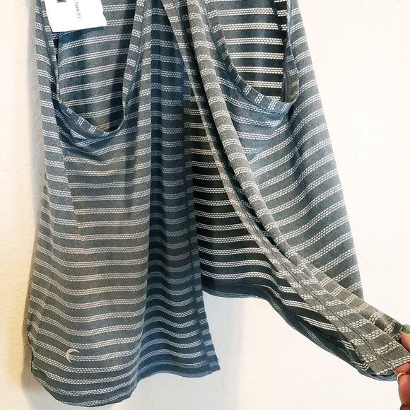 Zyia Active Gray Nimbus Split Open Back Athletic Tank Top Women's Large NWT - Picture 4 of 7